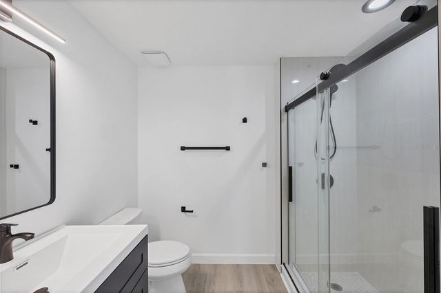 4008 CROCKERS LAKE BOULEVARD 11, Sarasota, FL 34238