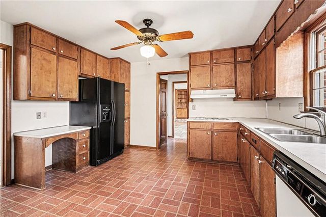 1758 W Nancy Creek NE Drive, Atlanta, GA 30341