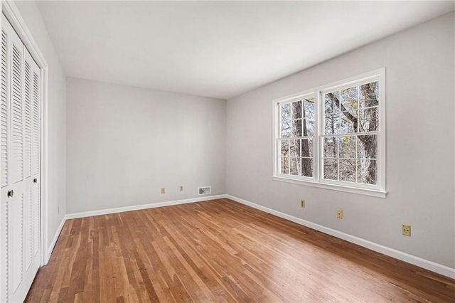 1758 W Nancy Creek NE Drive, Atlanta, GA 30341