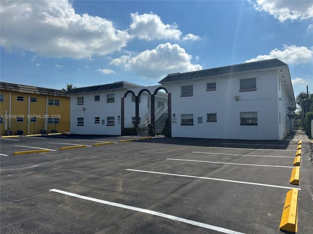 2826 Van Buren Street 8, Hollywood, FL 33020