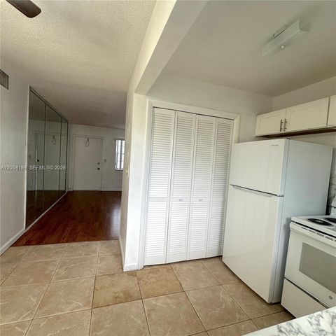 2826 Van Buren Street 8, Hollywood, FL 33020