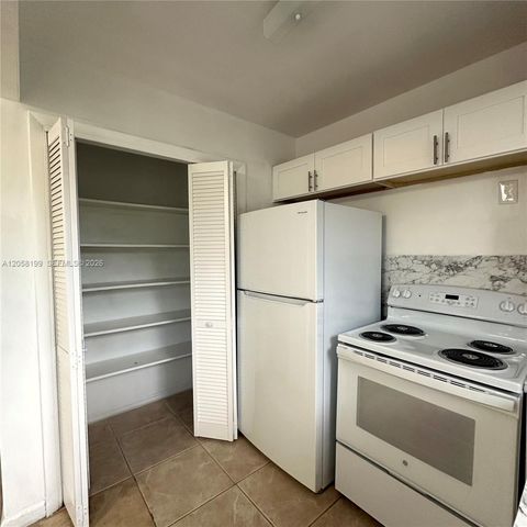 2826 Van Buren Street 8, Hollywood, FL 33020