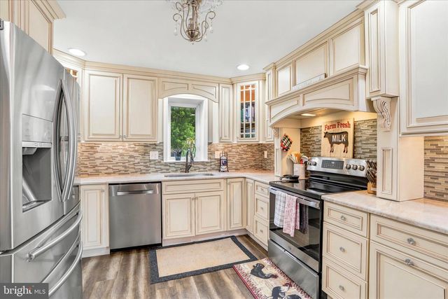 1216 TOWNSHIP LINE RD, Phoenixville, PA 19460