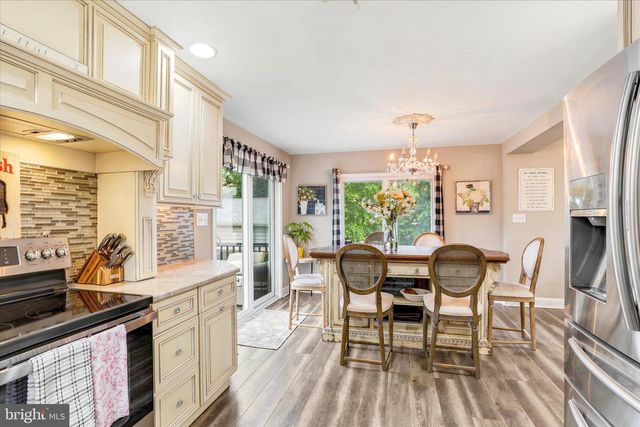 1216 TOWNSHIP LINE RD, Phoenixville, PA 19460