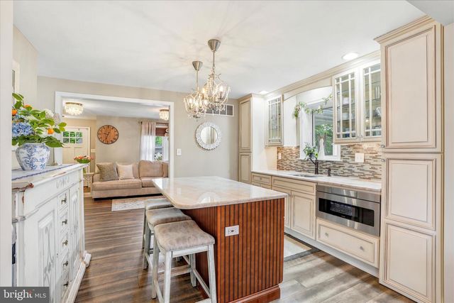 1216 TOWNSHIP LINE RD, Phoenixville, PA 19460