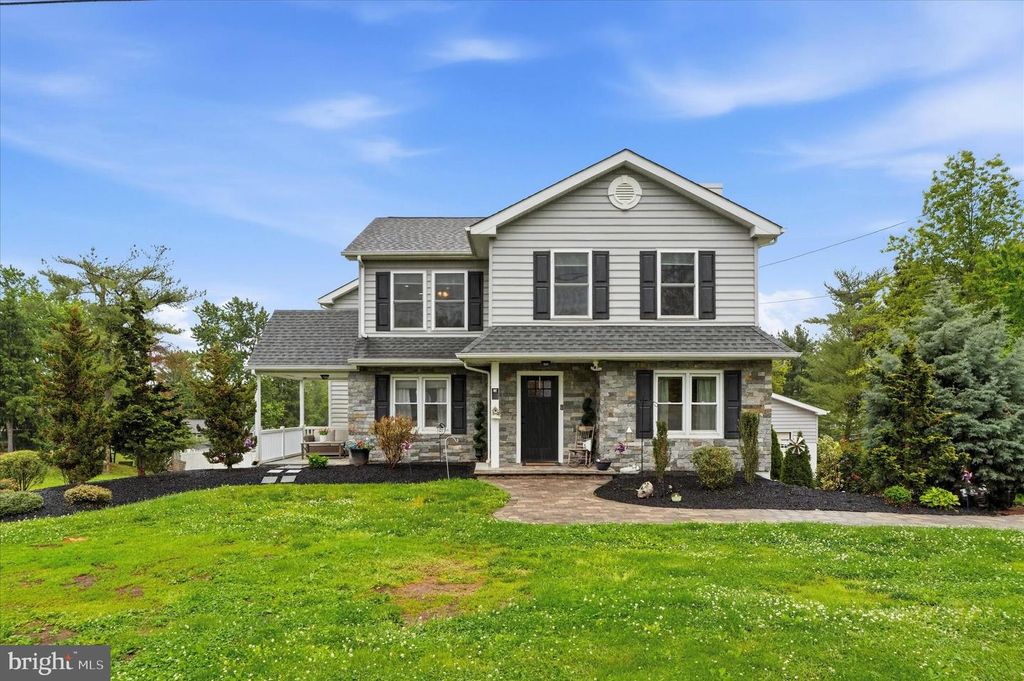 1216 TOWNSHIP LINE RD, Phoenixville, PA 19460