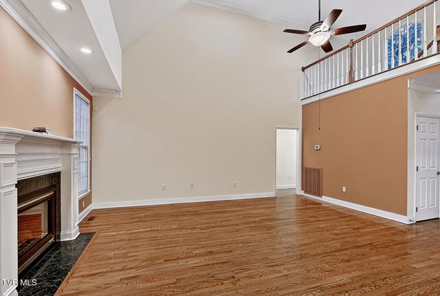 14 Hunters Ridge Road, Johnson City, TN 37604