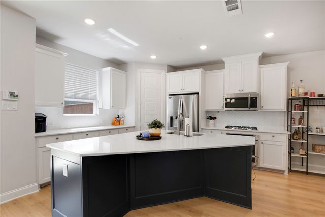 6628 Kort Street, Rowlett, TX 75089