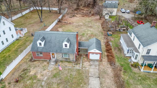 34 Old Bedford Road, Goldens Bridge, NY 10526