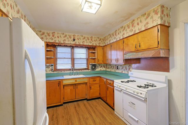 34 Old Bedford Road, Goldens Bridge, NY 10526