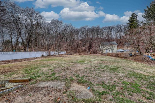 34 Old Bedford Road, Goldens Bridge, NY 10526