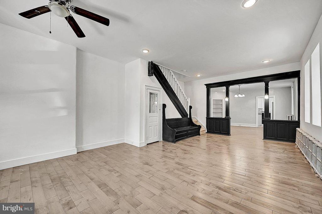 105 W WOOD ST, Norristown, PA 19401 — photo 3