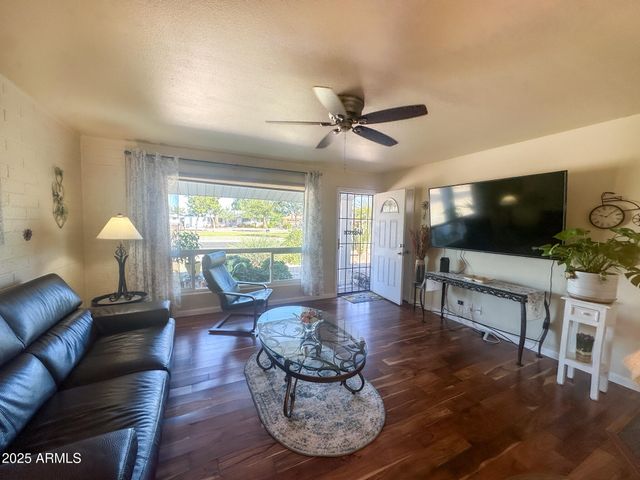 10719 W ALABAMA Avenue, Sun City, AZ 85351