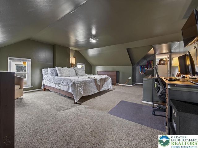 212 East North Street, Bethlehem City, PA 18018