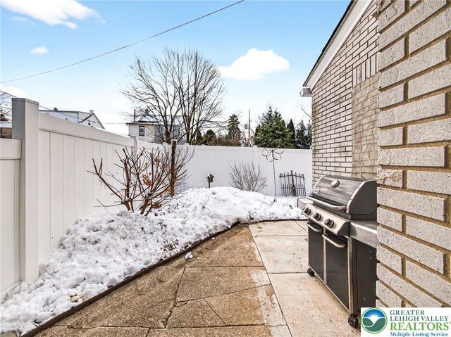 212 East North Street, Bethlehem City, PA 18018