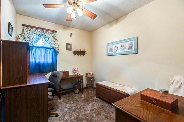 765 Willow Dr, Salina, KS 67401