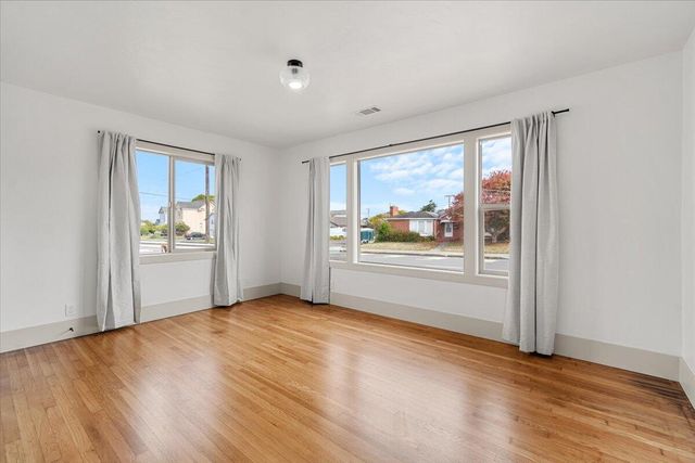 1714 I Street, Eureka, CA 95501