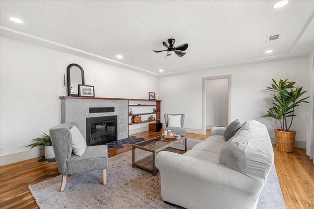 1714 I Street, Eureka, CA 95501