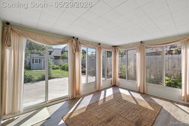 2546 Dorchester Road, Birmingham, MI 48009