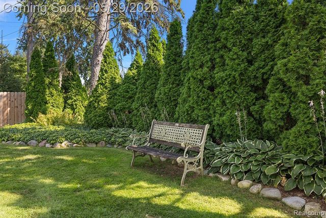 2546 Dorchester Road, Birmingham, MI 48009