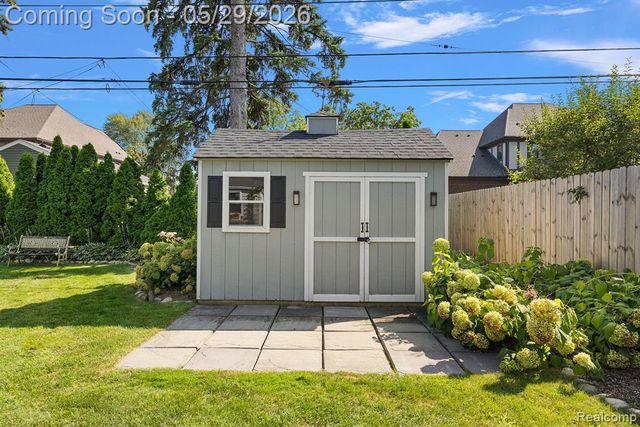 2546 Dorchester Road, Birmingham, MI 48009