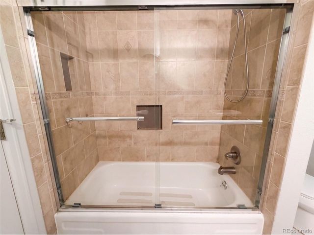 7447 S Ames Ct, Littleton, CO 80128