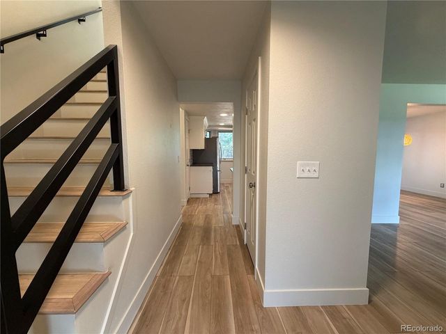 7447 S Ames Ct, Littleton, CO 80128