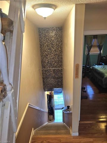 817 Brickwood Court, Winston-salem, NC 27127