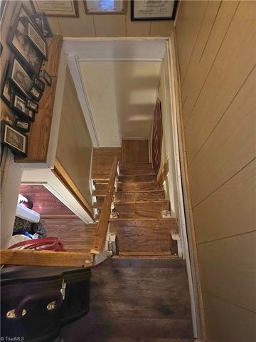 817 Brickwood Court, Winston-salem, NC 27127