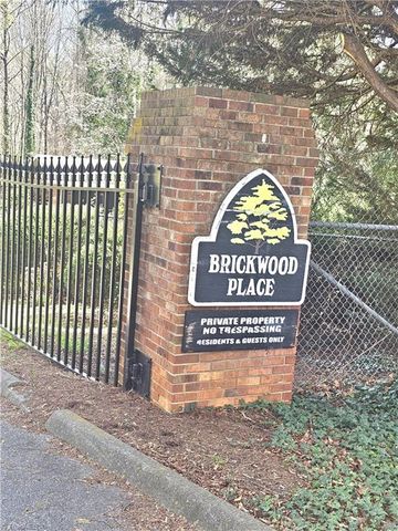817 Brickwood Court, Winston-salem, NC 27127