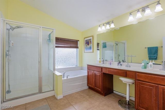 2461 Sutherland CT, Cape Coral, FL 33991