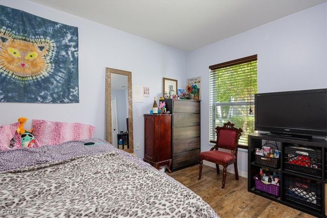 2461 Sutherland CT, Cape Coral, FL 33991