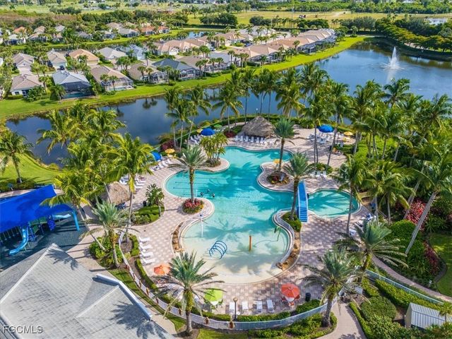 2461 Sutherland CT, Cape Coral, FL 33991