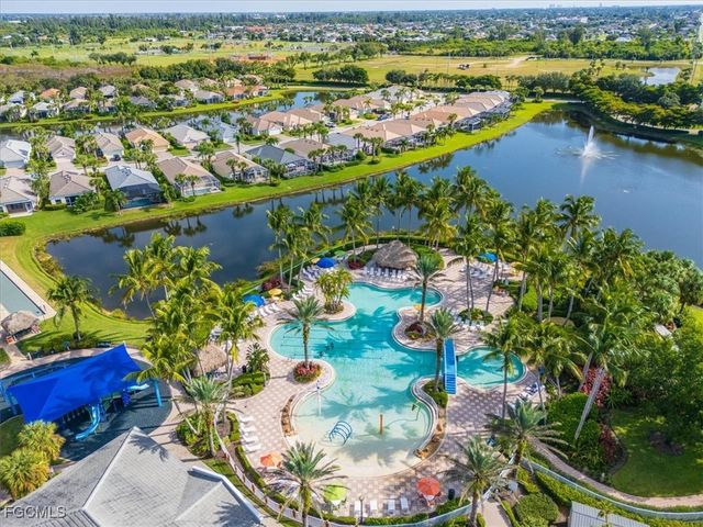2461 Sutherland CT, Cape Coral, FL 33991