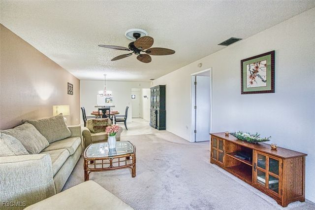 6822 Bogey DR, Fort Myers, FL 33919