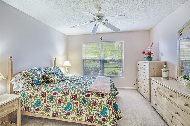 6822 Bogey DR, Fort Myers, FL 33919