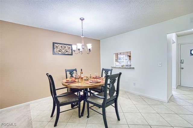 6822 Bogey DR, Fort Myers, FL 33919