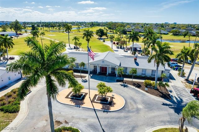 6822 Bogey DR, Fort Myers, FL 33919