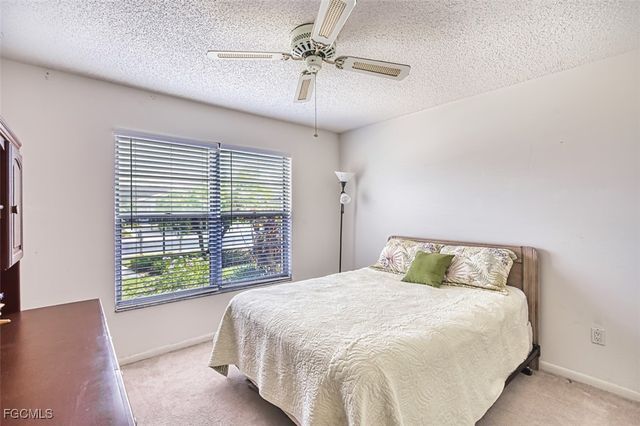 6822 Bogey DR, Fort Myers, FL 33919