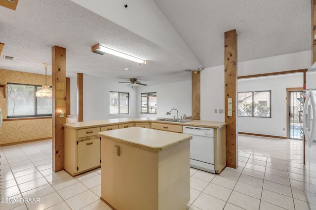 10 Marjorie Trail, Ormond Beach, FL 32174