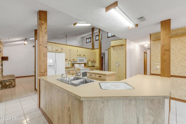 10 Marjorie Trail, Ormond Beach, FL 32174