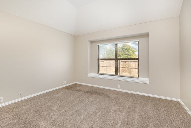 724 Candle Meadow Boulevard, Desoto, TX 75115
