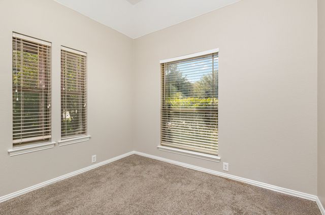 724 Candle Meadow Boulevard, Desoto, TX 75115