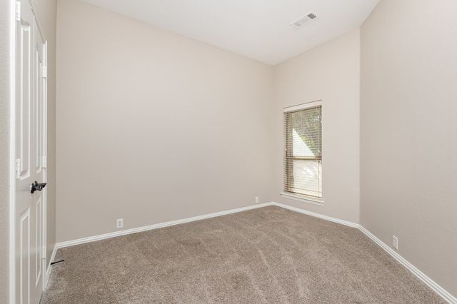 724 Candle Meadow Boulevard, Desoto, TX 75115