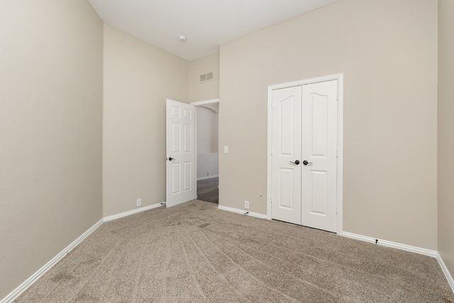 724 Candle Meadow Boulevard, Desoto, TX 75115