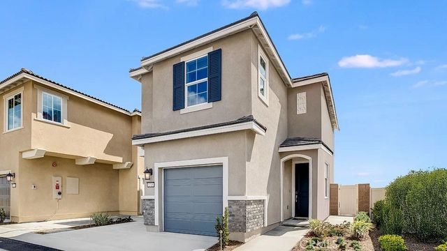1364 Thunderbolt Lane, Rialto, CA 92376