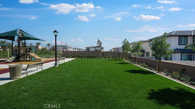 1364 Thunderbolt Lane, Rialto, CA 92376