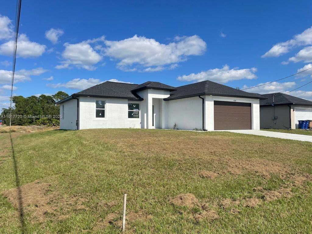 4118 4th ST SW, Lehigh Acres, FL 33976