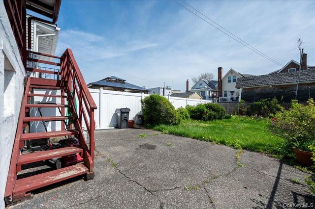 338 Pennyfield Avenue, Bronx, NY 10465