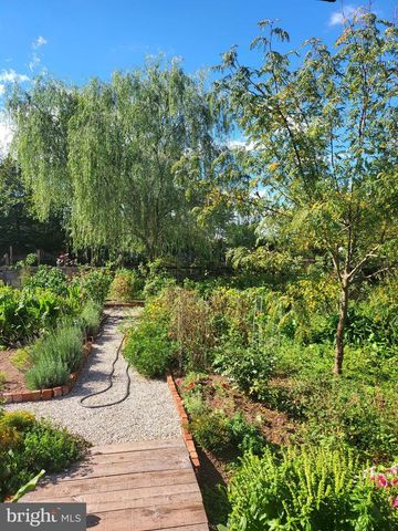 2746 BALTIMORE PIKE, Gettysburg, PA 17325